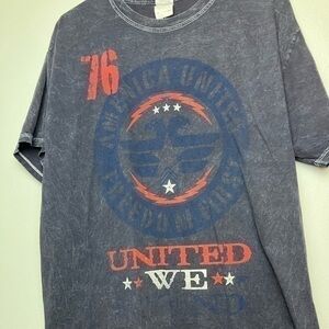 United We Stand 76 T-Shirt Faded Men’s Size XL
